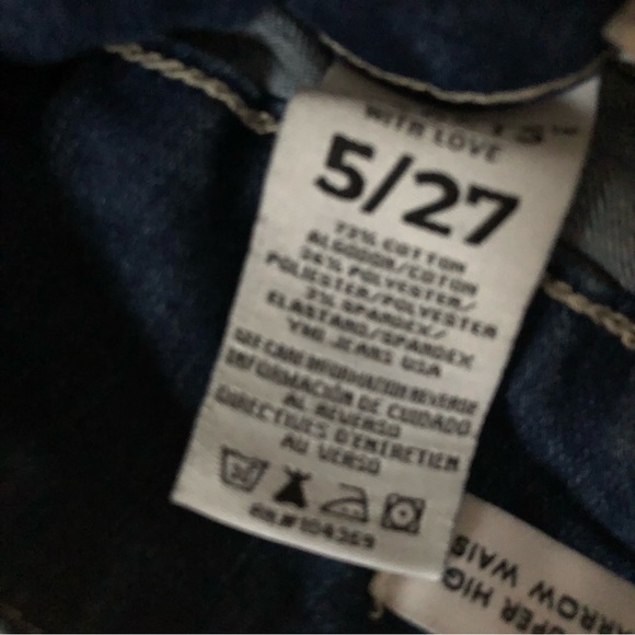 Secrets Super high rise jeans- size 5 (27) - Picture 8 of 10